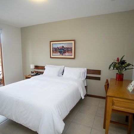Hotel Acosta Ικίτος Εξωτερικό φωτογραφία