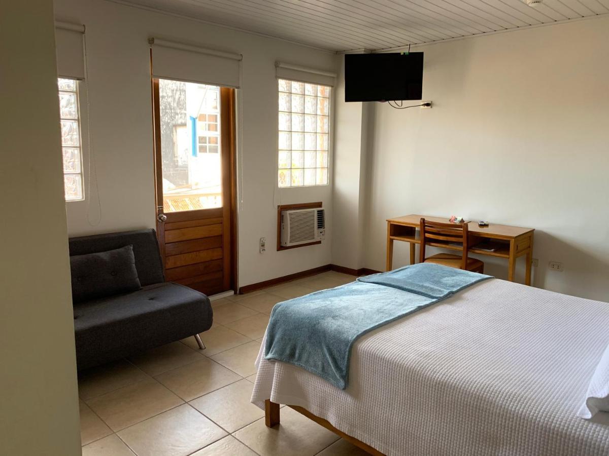 Hotel Acosta Ικίτος Εξωτερικό φωτογραφία