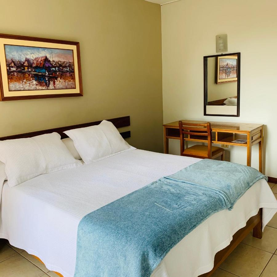 Hotel Acosta Ικίτος Εξωτερικό φωτογραφία
